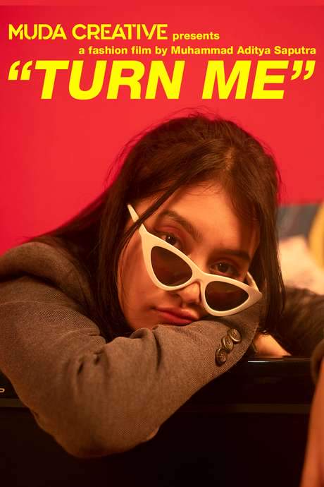   A fashion film that tells the story of how a “present” girl changes to emit her aura and beauty.  